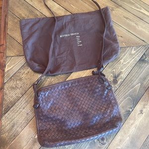 Bottega Venta Vintage Cross Body